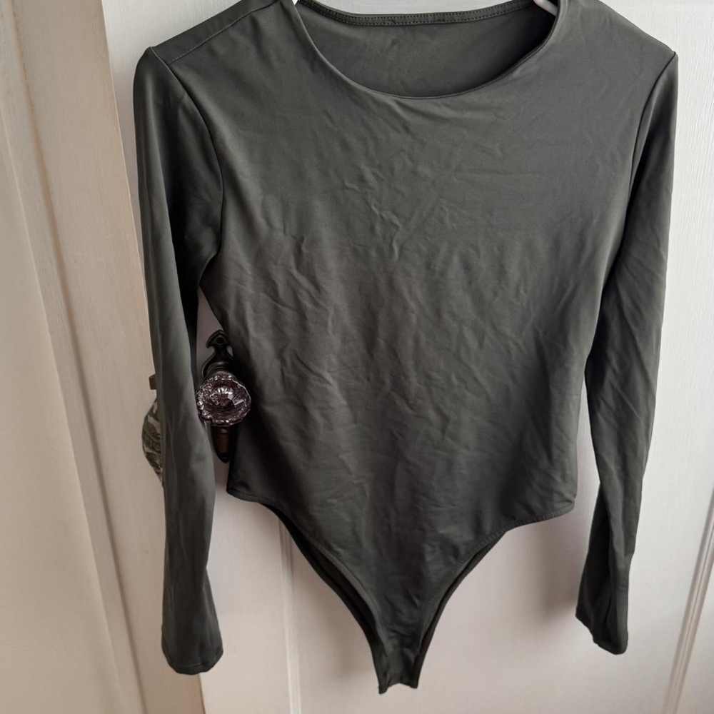 Zara Gray Long Sleeve Bodysuit